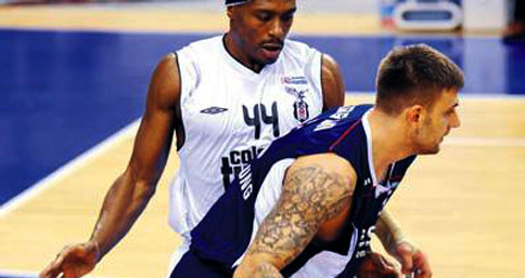 Efes, Kartal' farkl devirdi