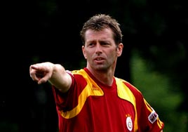 Skibbe: 3 puan alacaz