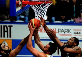 Kartal Mire ile: 74-73