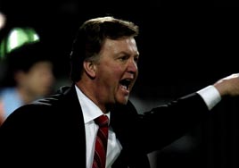 Van Gaal, adm adm Trabzon'a