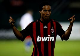 Yldrm'n yeni hedefi Ronaldinho