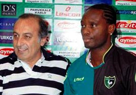 Denizlispor'a Benin'li stoper