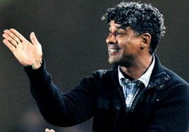 Rijkaard'dan tyo geldi